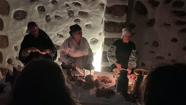 Tasate recupera la Tradición de los Finados en Gran Canaria con una Representación Teatral en San Lorenzo